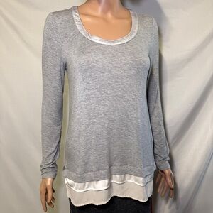 White House Black Market WHBM Heather Gray Layered Long Sleeve Blouse Top Shirt‎
